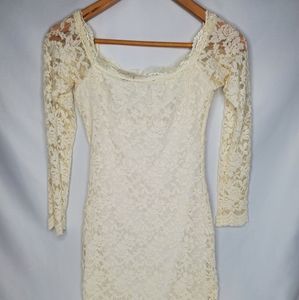 Fashion Nova Offwhite Lace Dress